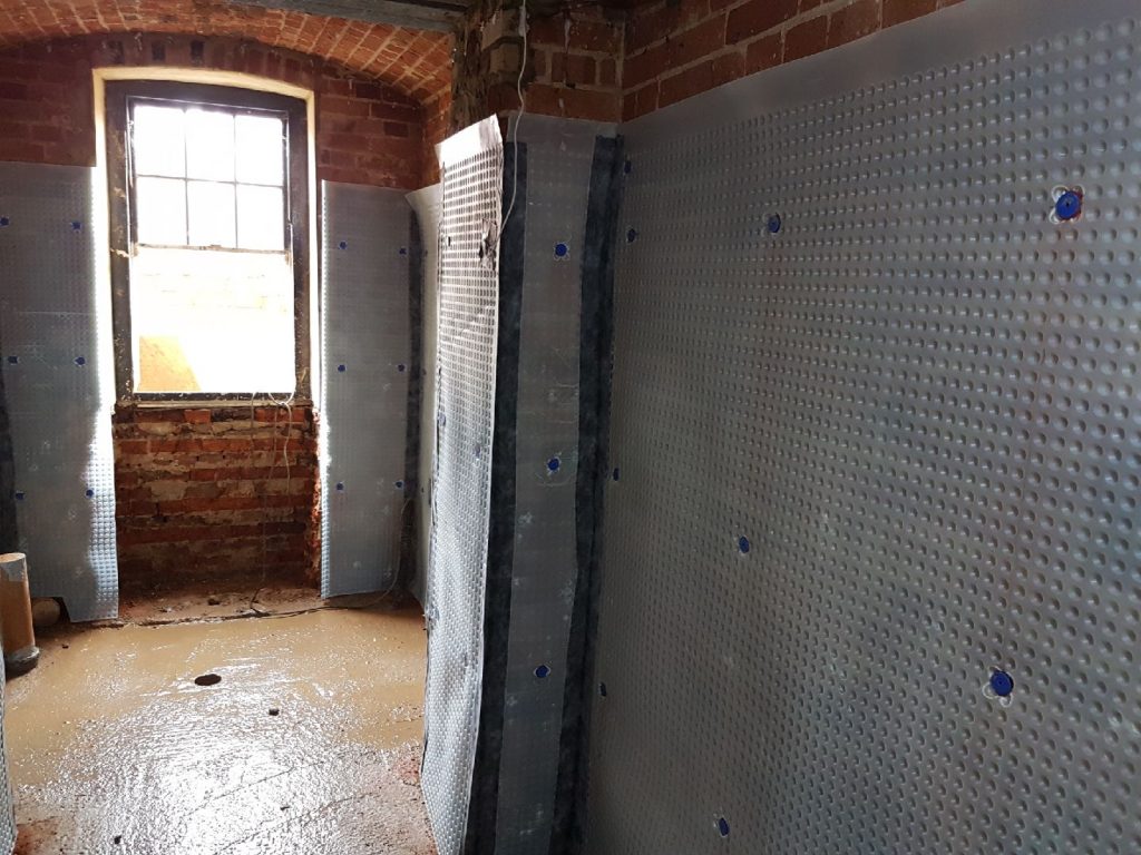 Cavity membranes fitted throughout