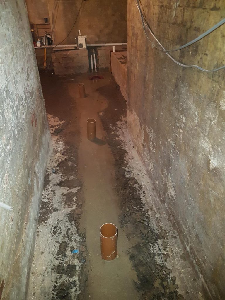 Inlets to underground drains