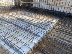 Slab thickenings around insulation